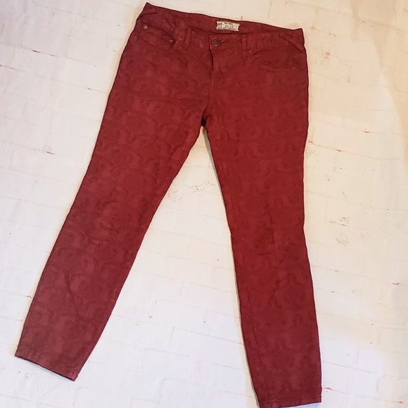 FREE PEOPLE Lace Floral Maroon Skinny Jeans W29 - Picture 4 of 7
